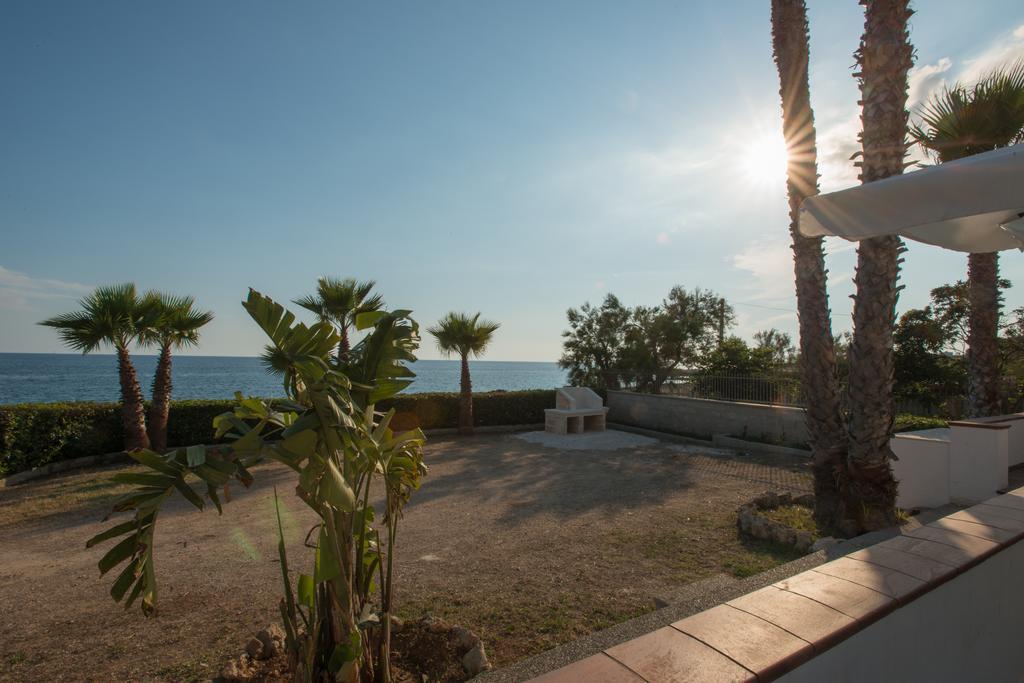 Blu Side Hotel & Residence ตอร์เร ซาน จิโอวานนิ อูเจนโต ภายนอก รูปภาพ