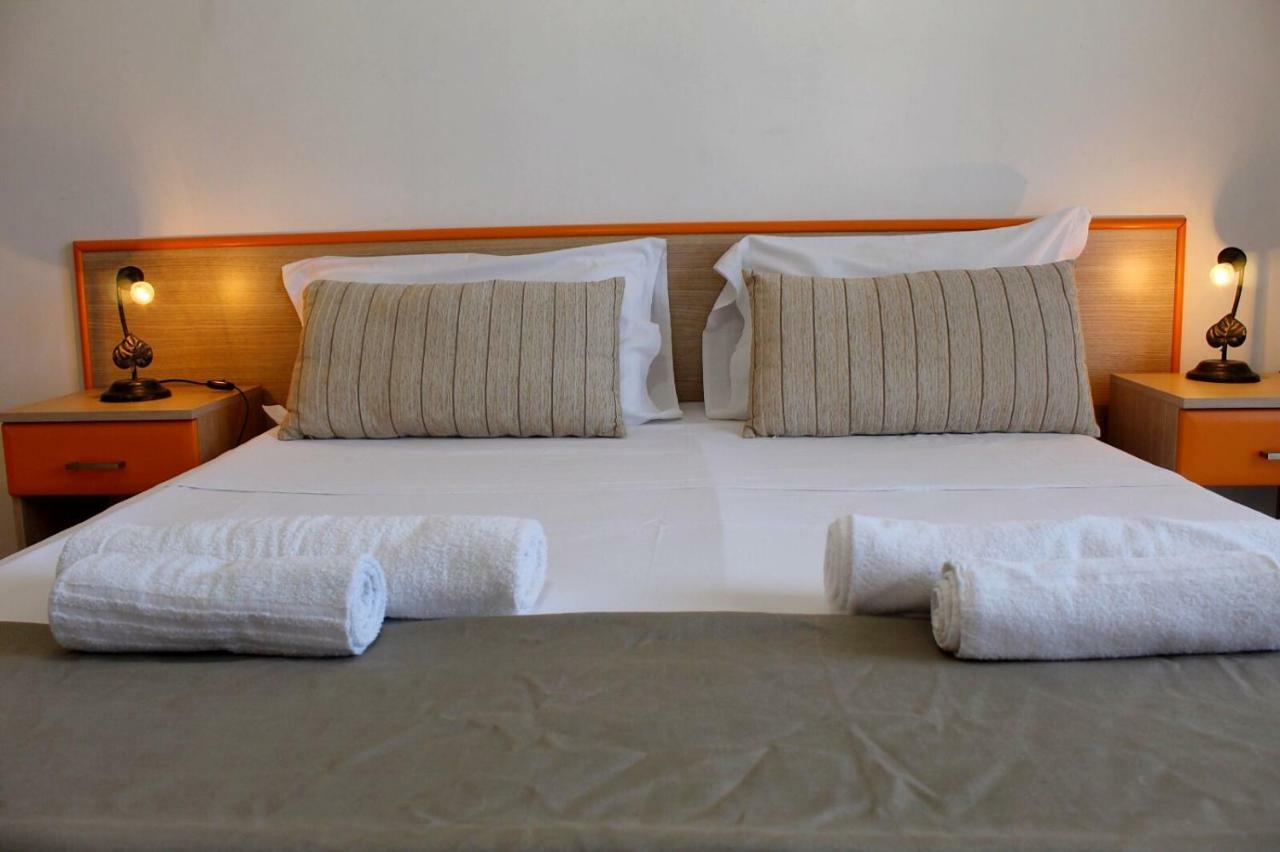 Blu Side Hotel & Residence ตอร์เร ซาน จิโอวานนิ อูเจนโต ภายนอก รูปภาพ